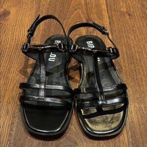 Bibi Lou Shiny Black Sandals